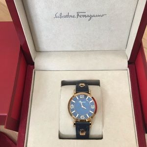 EUC Diamond  Auth Ferragamo Gancino watch